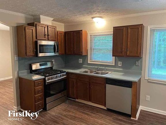 5th image of 3177 Aspen Cir