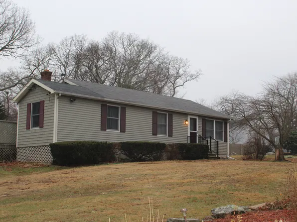 194 Allen Ave, South Kingstown, RI 02879