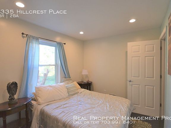 3rd image of 6335 Hillcrest Pl