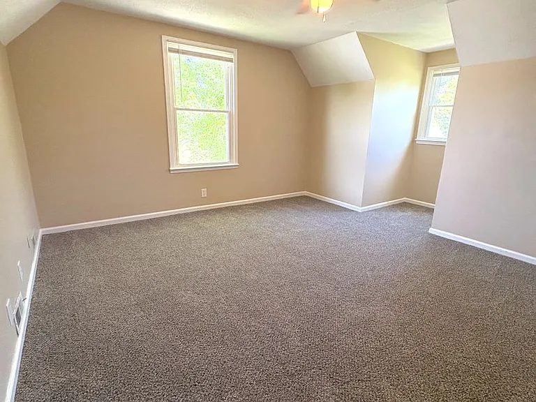 404 Carter Rd — Photo 7