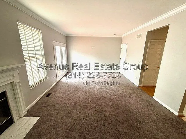 5776 Kingsbury Pl — Photo 5
