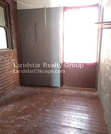 4th image of 3818 N Kedzie Ave #2S