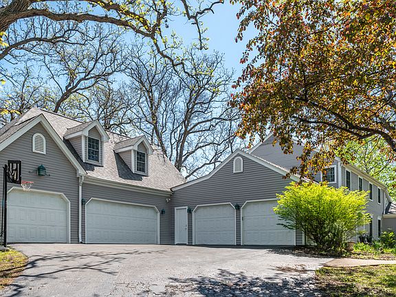 3rd image of 21101 N Middleton Dr