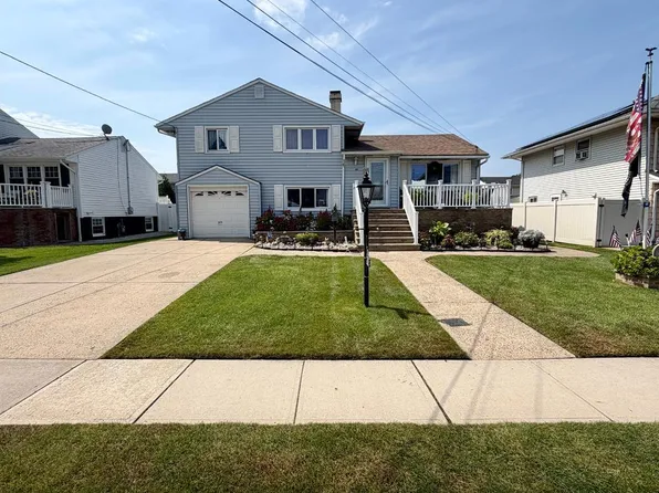 29 Capp St, Carteret, NJ 07008