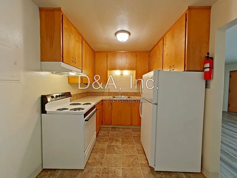 1110 NW Fillmore Ave — Photo 4
