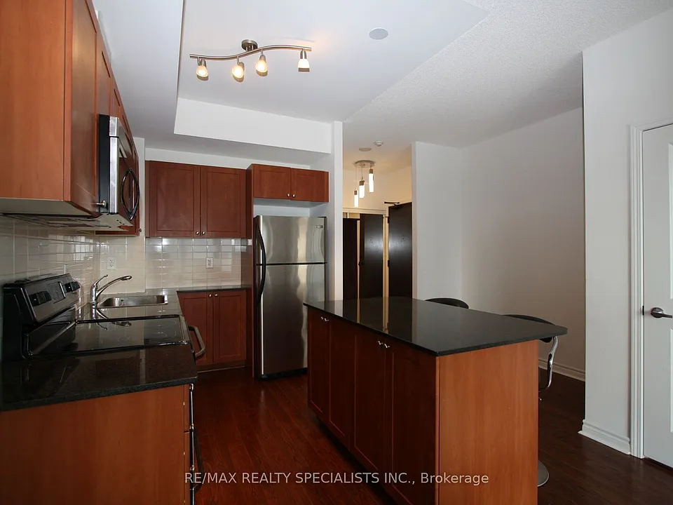 385 Prince Of Wales Dr #1606