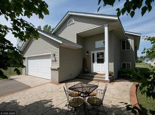 9231 Swallow Cir, Monticello, MN 55362