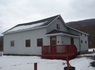 615 Italy Valley Rd, Naples, NY 14512