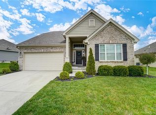 140 Montgomery Ln, Springboro, OH 45066