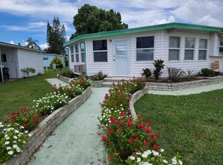 484 Ridgewood Ln, Ellenton, FL 34222