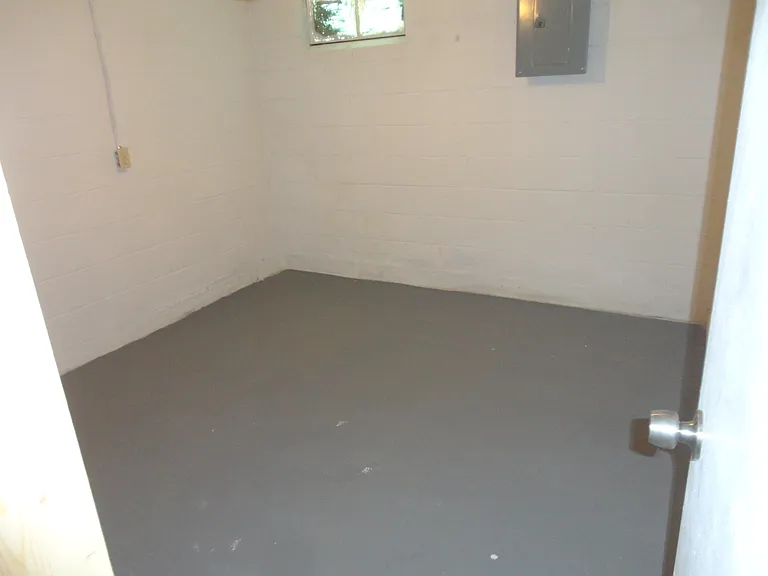 1106 Lincoln Ave — Photo 12
