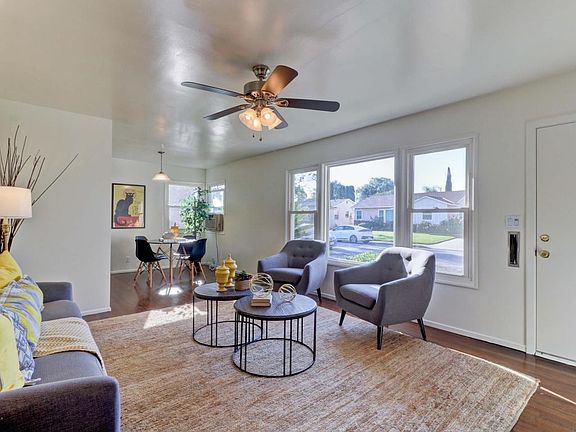 4th image of 10640 Hallwood Dr