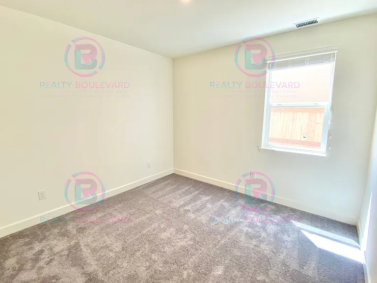 1127 Winter Hawk Way — Photo 52