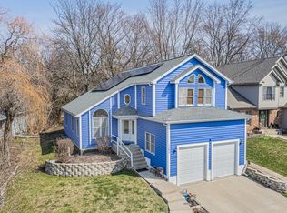 1001 Northshore Dr, Wauconda, IL 60084