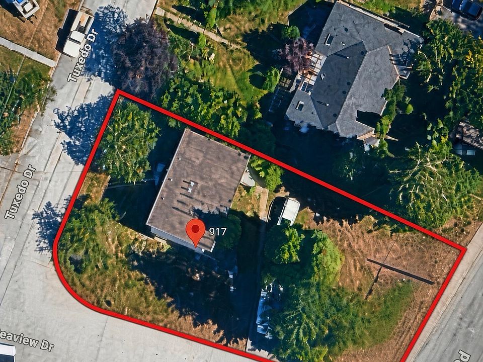 2nd image of 917 Clarke Rd