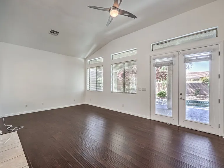 1393 Romanesca Dr — Photo 16