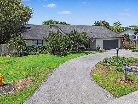 2nd image of 28330 SW 163rd Ave