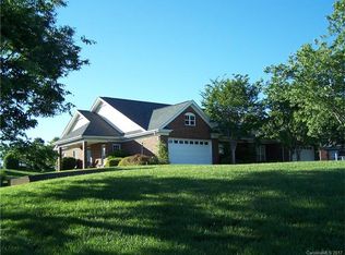 2831 Summer Valley Ct, Charlotte, NC 28269
