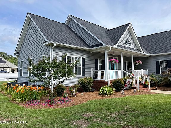 4th image of 219 Maddux Drive