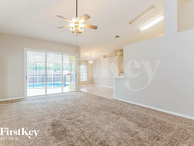 2841 Picadilly Cir — Photo 5