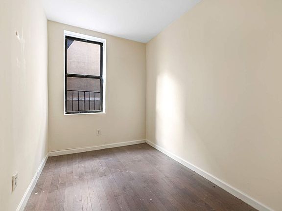 5th image of 1771 1st Ave APT 7