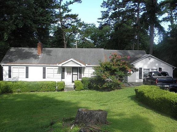 2nd image of 232 White Dr