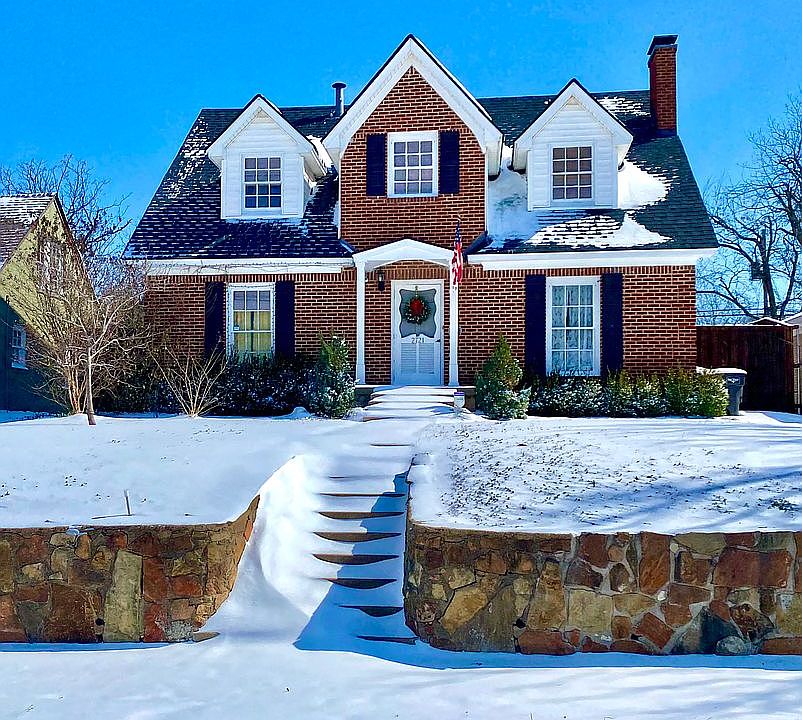 1st image of 2721 Forest Park Blvd
