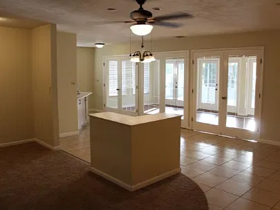 4 bed, 1900 sqft, $1,795 — Photo 3