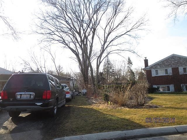 2nd image of 1052 Whitehall Dr
