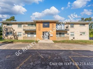 5 Scotdale Rd APT 4, La Grange Park, IL 60526