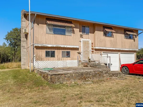40092 Fish Hatchery Dr, Scio, OR 97374