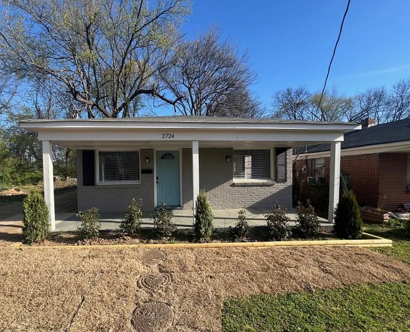 2724 Enterprise Ave