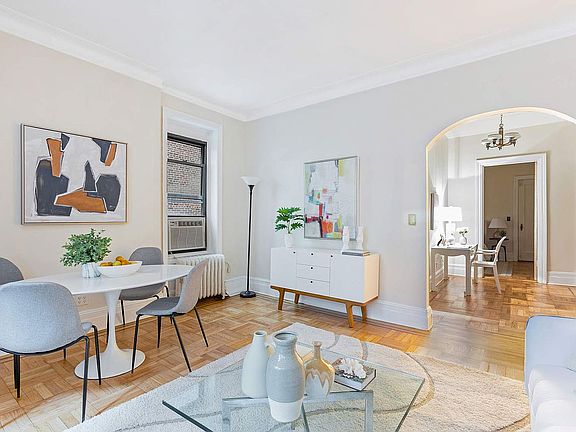 3rd image of 254 W 82nd St APT 2C