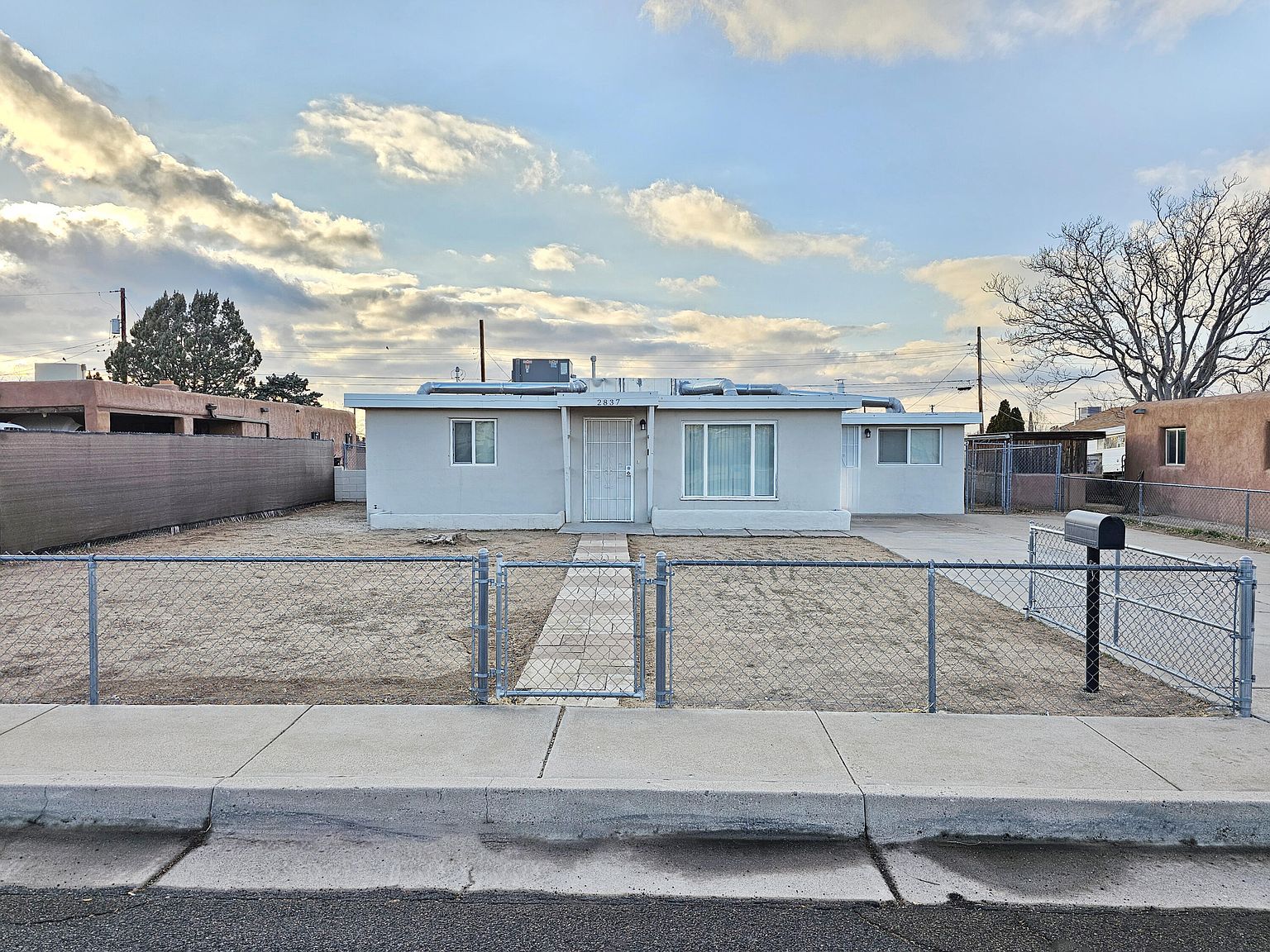2837 Aliso Dr NE, Albuquerque, NM 87110 | Zillow