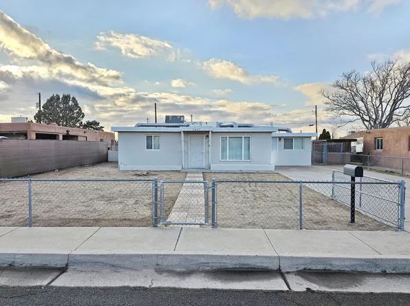 2837 Aliso Dr NE, Albuquerque, NM 87110