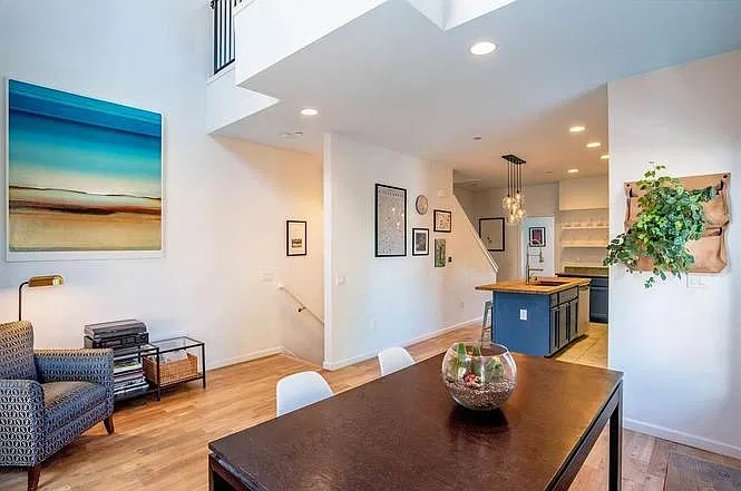 2 bed, 1700 sqft, $5,000 — Photo 4