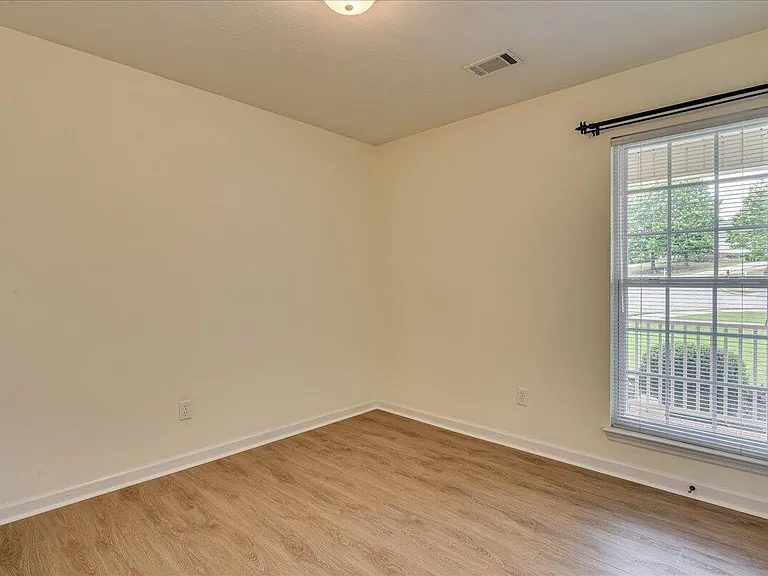 800 Cotswold Ct — Photo 23