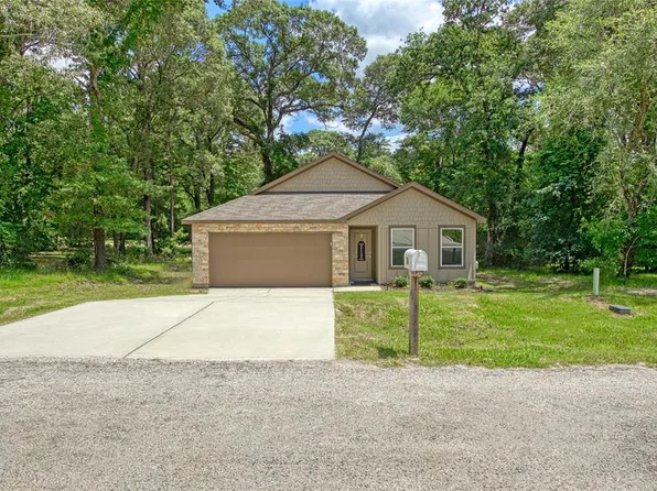 88 Hillsborough Drive, Huntsville, TX 77340