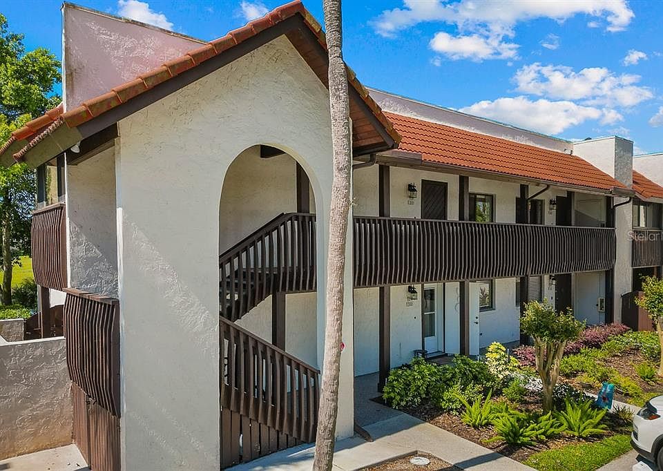 1st image of 3201 VILLAGE COURT #21