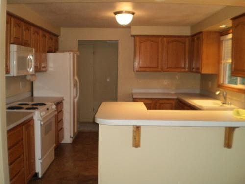 3rd image of 1303 NW 62nd St