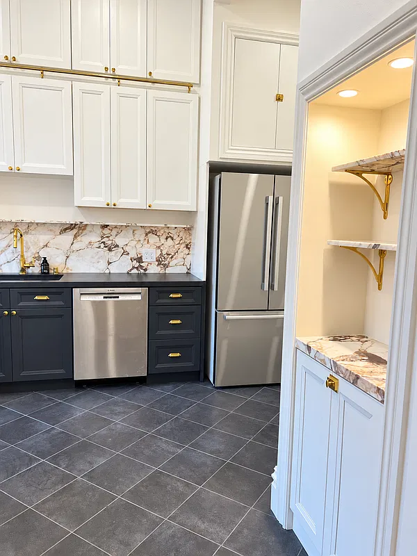 2 bed, 1.0 bath, 1103 sqft, $7,500 — Photo 2