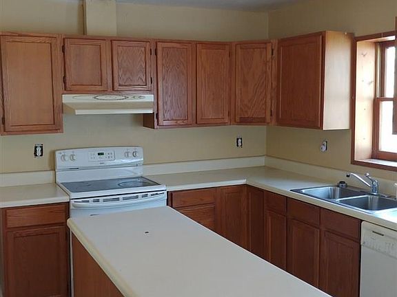 5th image of 4625 Pender Dr