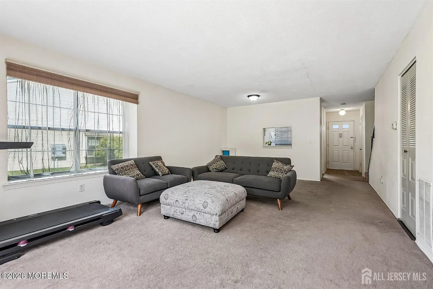 2 bed, 2.5 bath, 1206 sqft, $2,700 — Photo 4