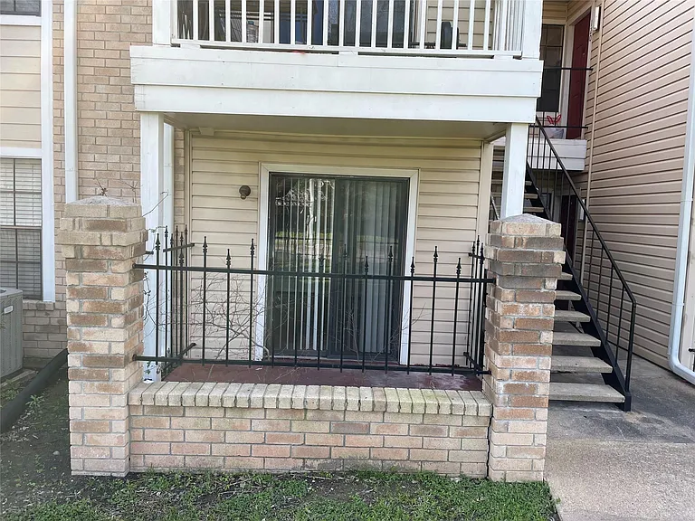 2750 Holly Hall St #117 — Photo 7