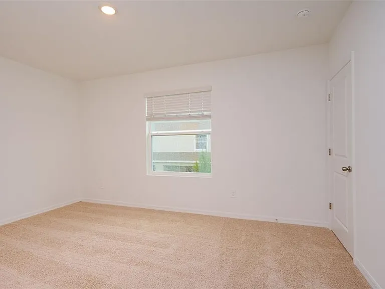 11194 Treasure Swale Way — Photo 32