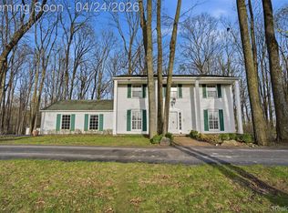 6808 Salem Rd, Plymouth, MI 48170