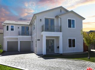 8137 Naylor Ave, Los Angeles, CA 90045