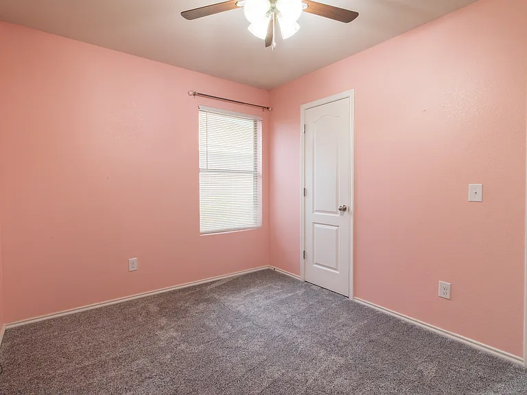 1218 Newman Ave — Photo 11