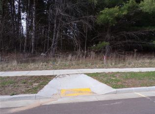 1656 Red Pine Court, Eau Claire, WI 54701