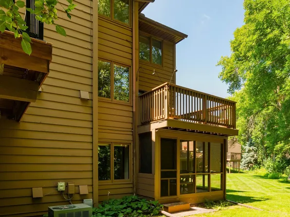 11250 36th Pl N, Plymouth, MN 55441